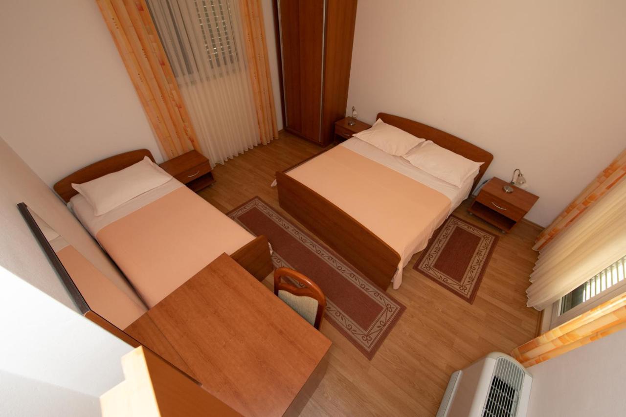 Apartmani Biser Tucepi Bagian luar foto