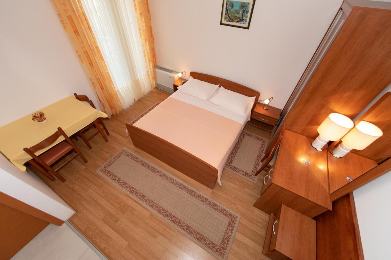 Apartmani Biser Tucepi Bagian luar foto