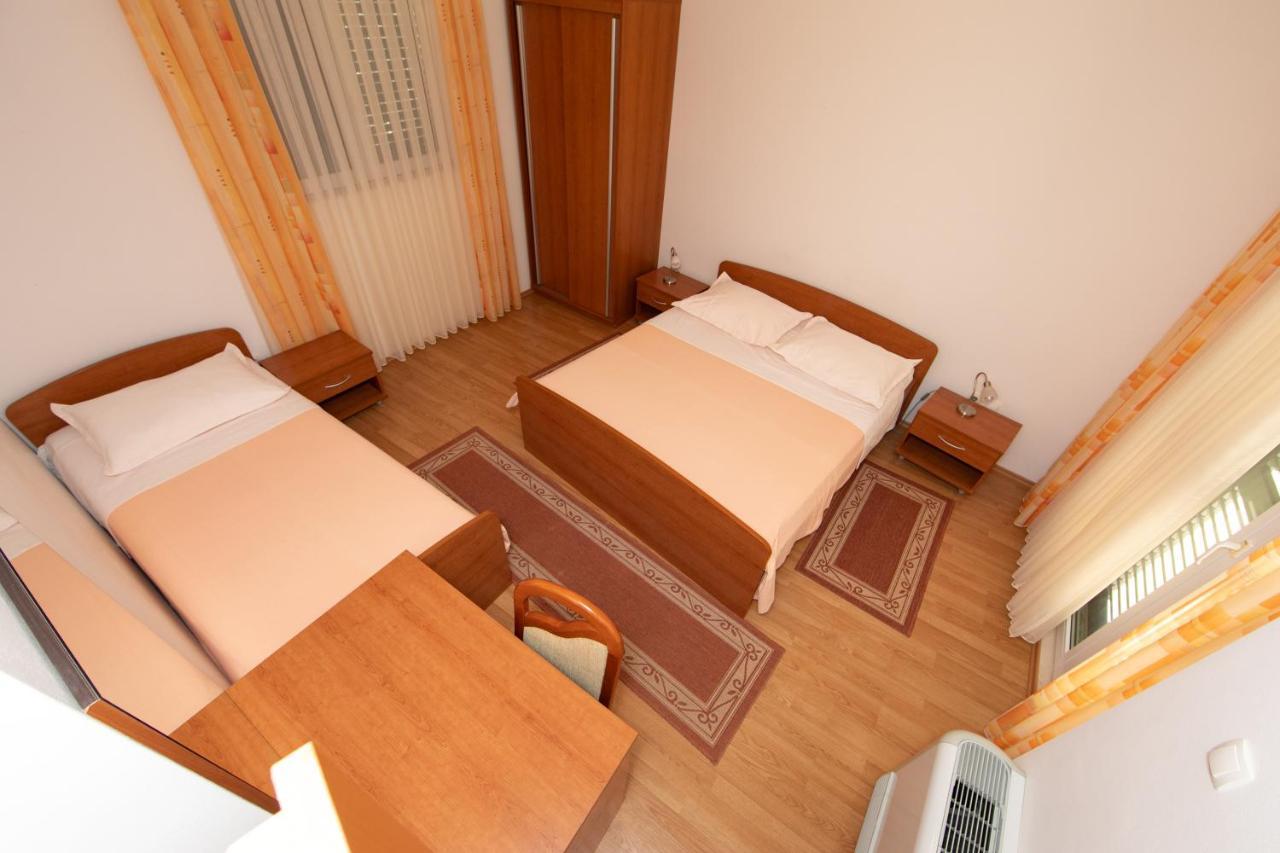 Apartmani Biser Tucepi Bagian luar foto