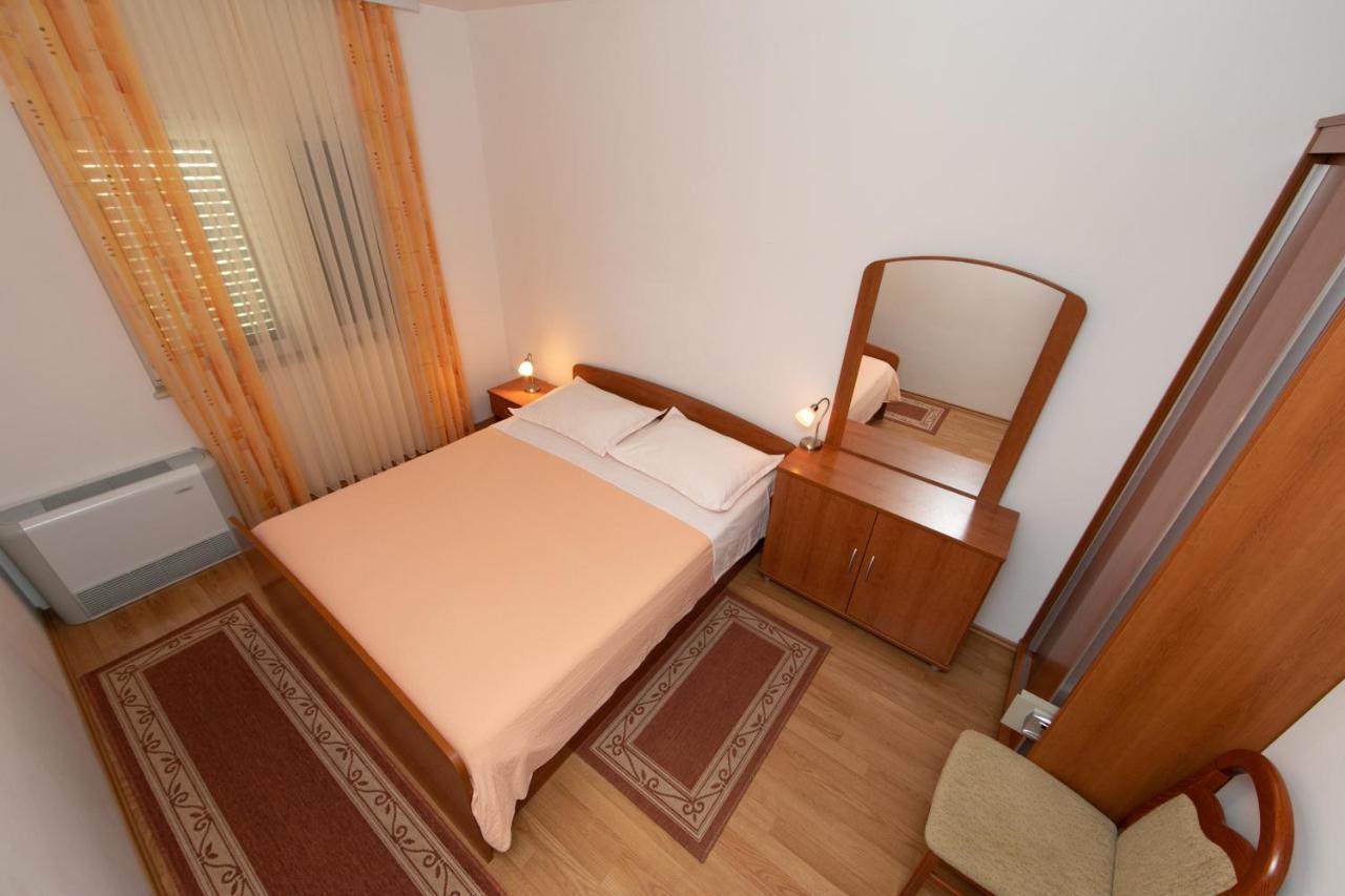 Apartmani Biser Tucepi Bagian luar foto