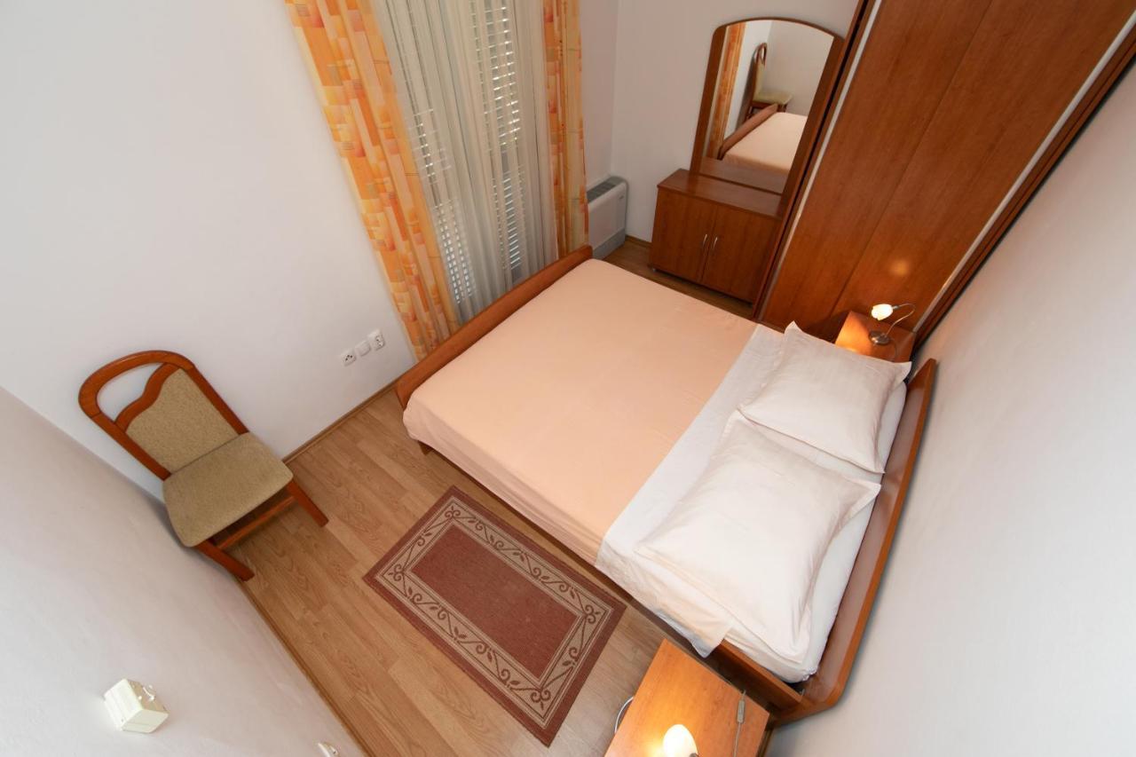 Apartmani Biser Tucepi Bagian luar foto