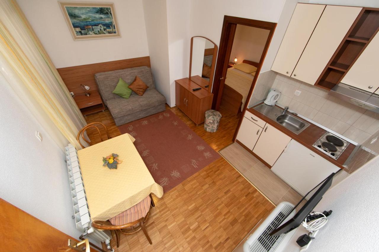 Apartmani Biser Tucepi Bagian luar foto