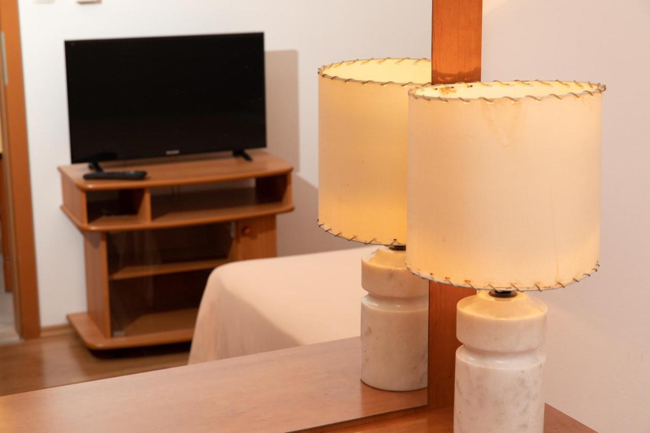 Apartmani Biser Tucepi Bagian luar foto