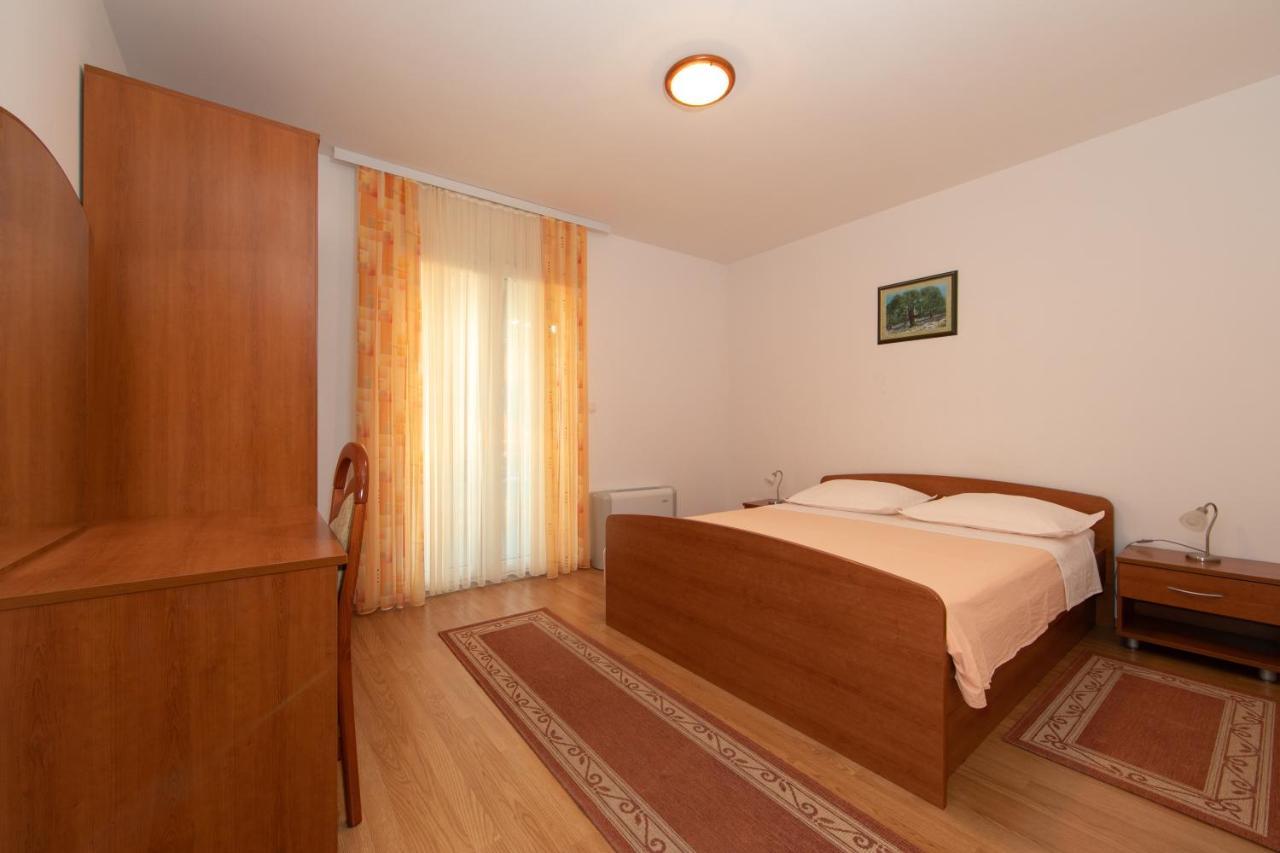 Apartmani Biser Tucepi Bagian luar foto